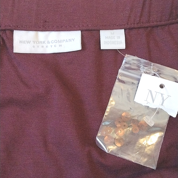 NWOT New York & co chocolate sequin skirt - Picture 3 of 5